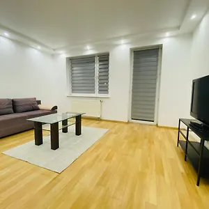 https://mieszkanie-gdynia-81-572.sopothotels.com